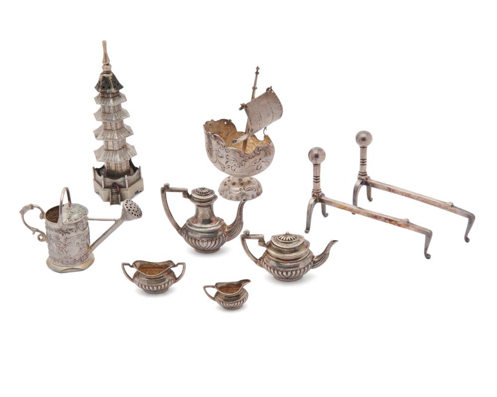 COLLECTION OF MINIATURE SILVERCollection 367400