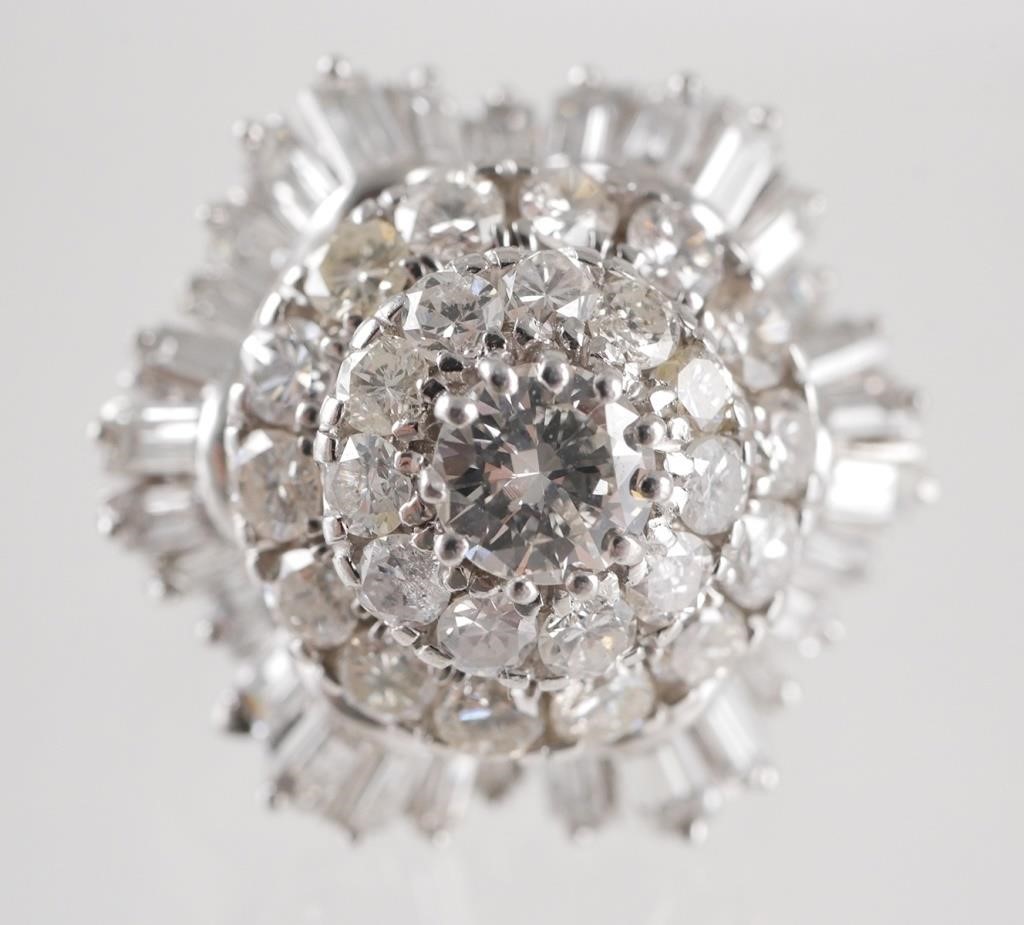 LADIES PLATINUM & DIAMOND CLUSTER