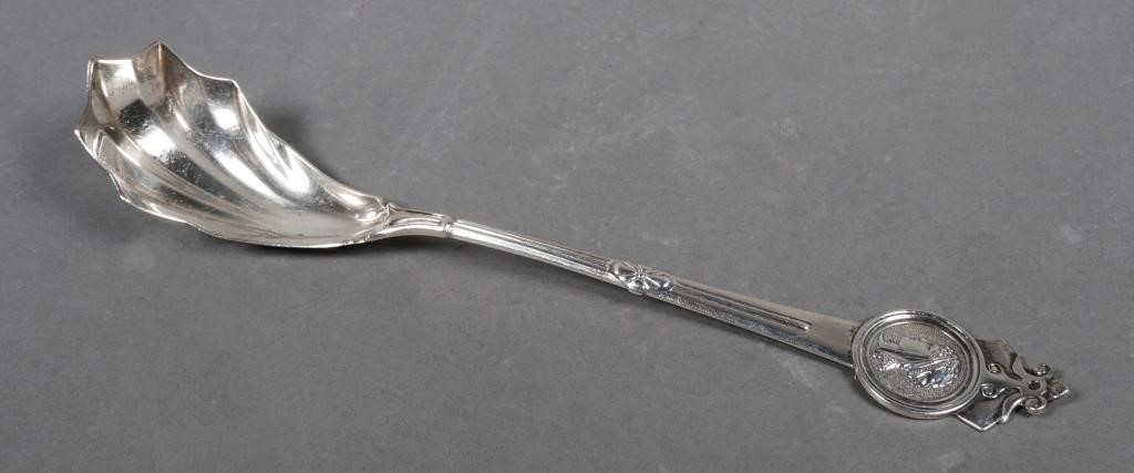 1864 GORHAM MEDALLION LADLE SCOOP 3653f7