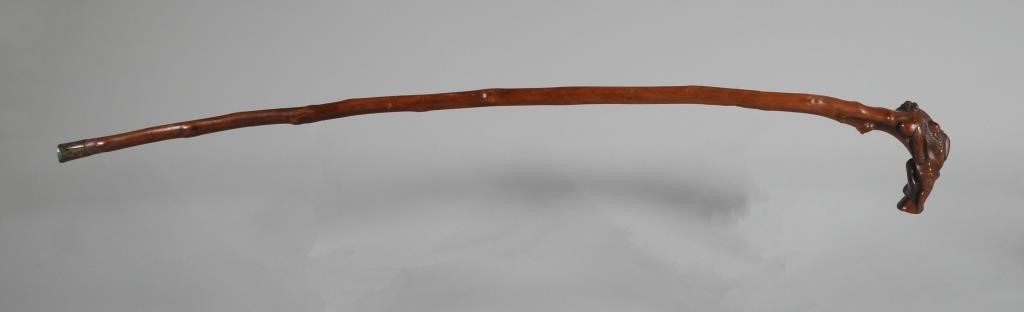 WALKING STICK HAND CARVED BAWDY 365508