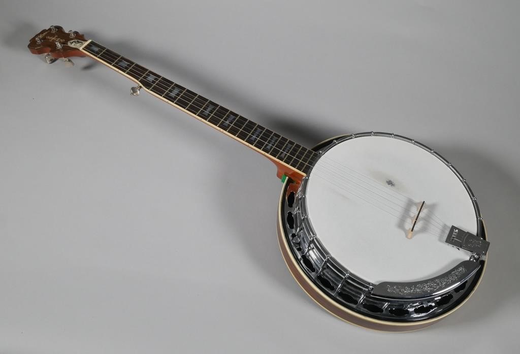 ARIA 5 STRING PRO BANJO & CASEVintage