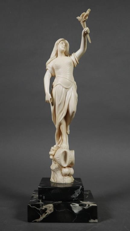 19C CONTINENTAL IVORY CARVED WOMAN 3656fb