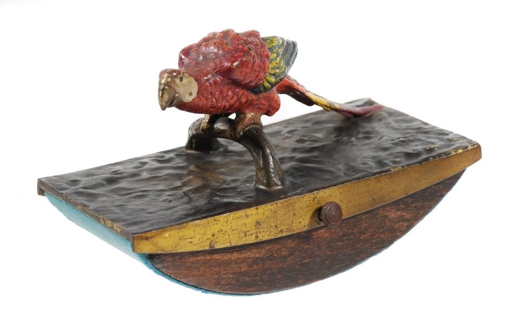 AUSTRIAN COLD PAINTED BRONZE MACAW 365713