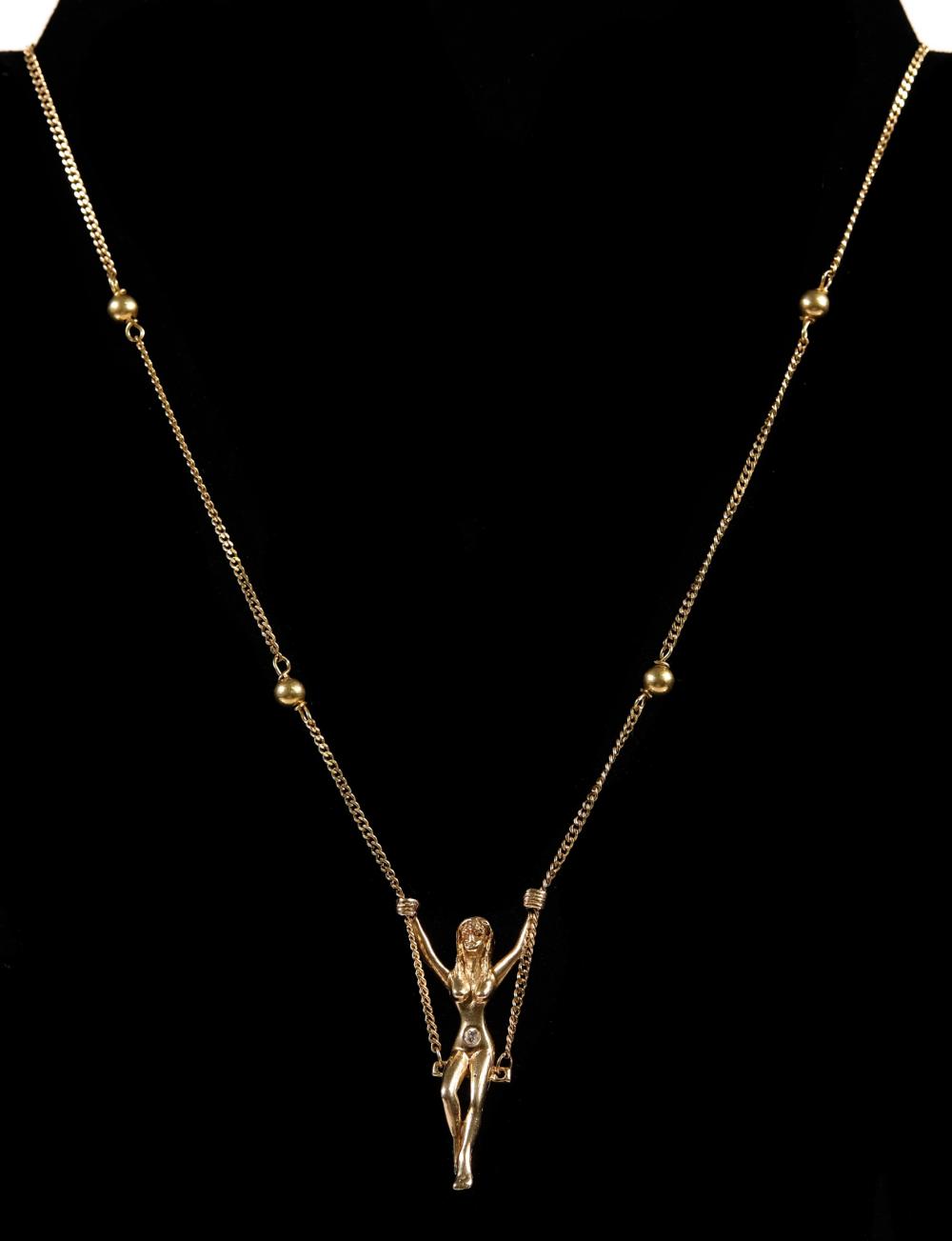 18K YG 1970S NUDE SWINGING LADY 365abd