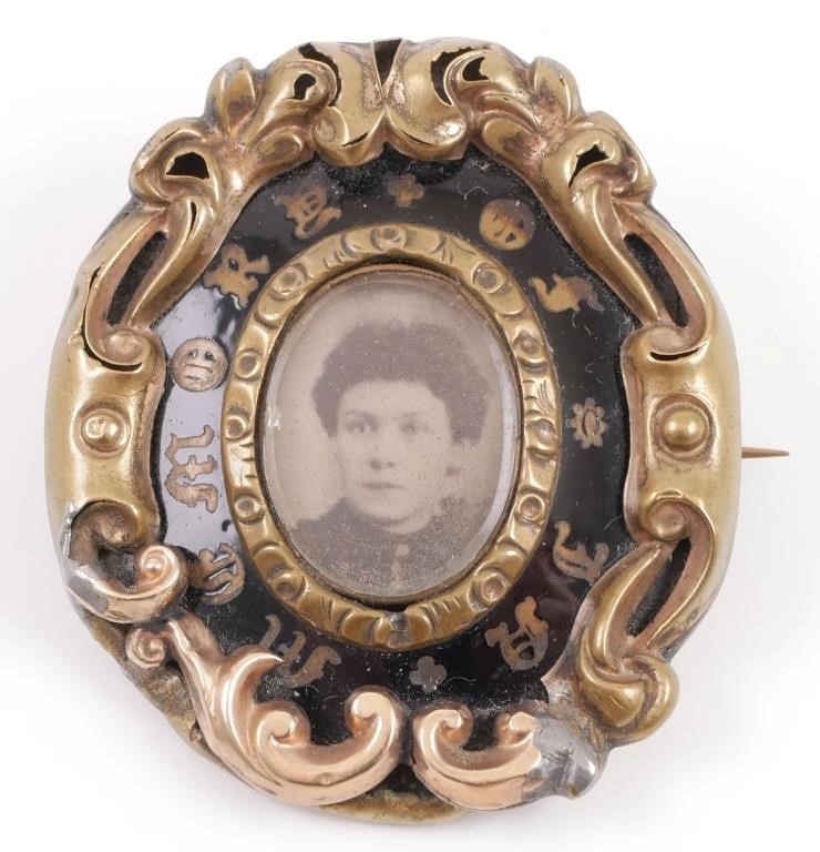 VICTORIAN MEMORIAL BROOCH W PHOTOPart 365aef