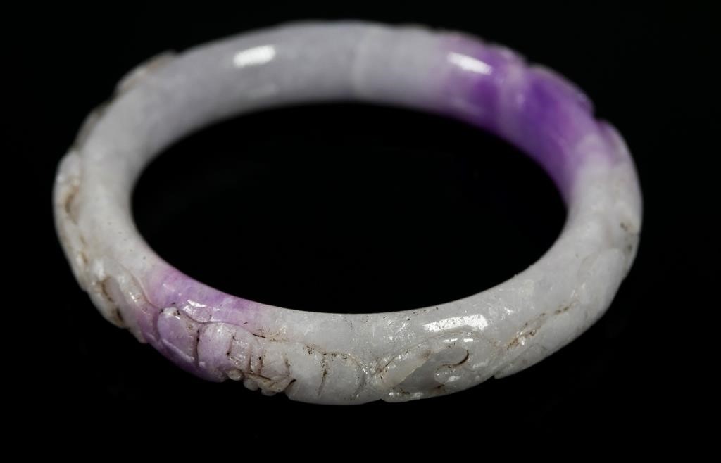 JADE LAVENDER CARVED CHINESE BANGLE 365b42