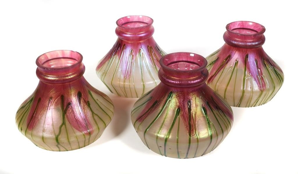 (4) VINTAGE IRIDESCENT ART GLASS