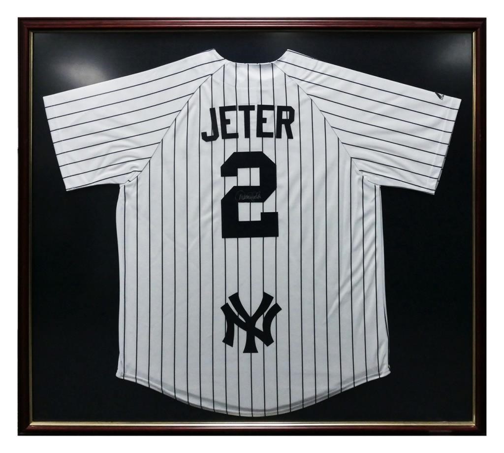 YANKEES DEREK JETER SIGNED JERSEYUnconditionally