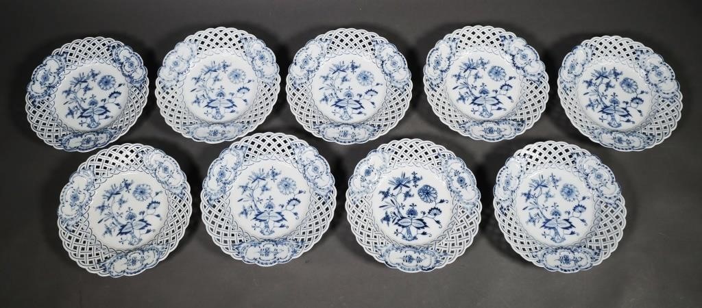  9 MEISSEN BLUE ONION PIERCED 365e52