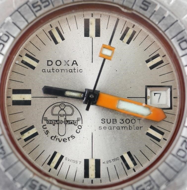 DOXA SUB 300 T SEARAMBLER VINTAGE WATCHVintage