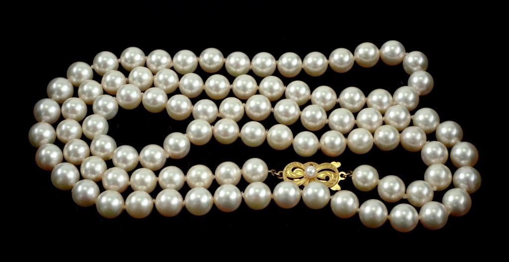 MIKIMOTO PEARL NECKLACE 18K CLASPVintage 365fce