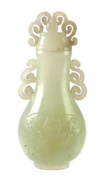 CHINESE CARVED JADE BOTTLEAntique 3660a0