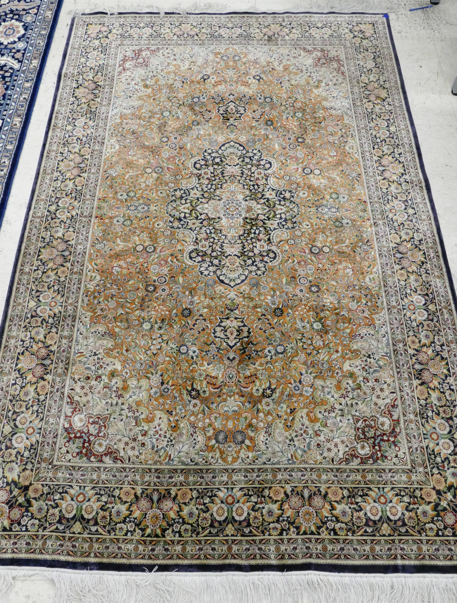 Fine Persian Style Silk Medallion