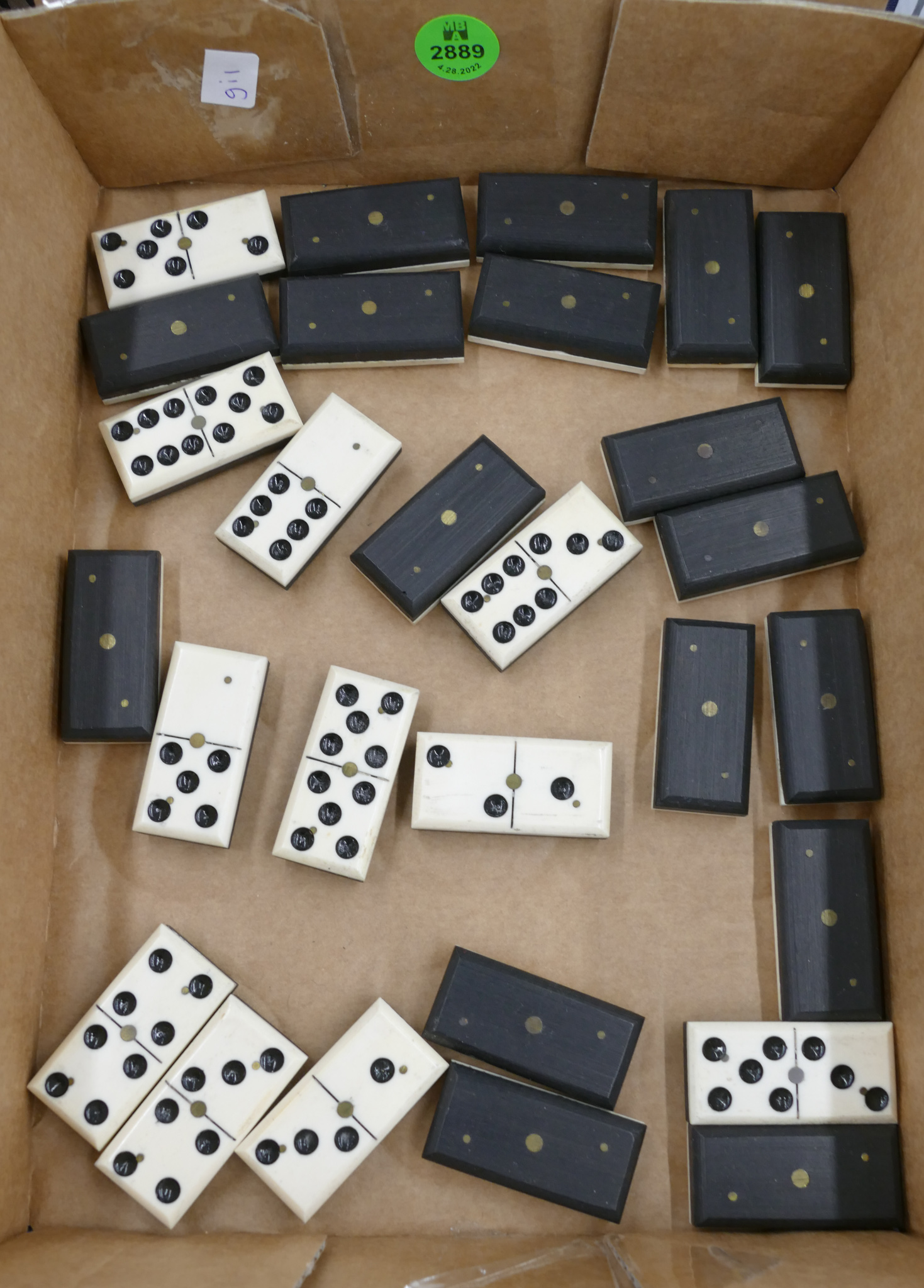 Box Antique Dominos