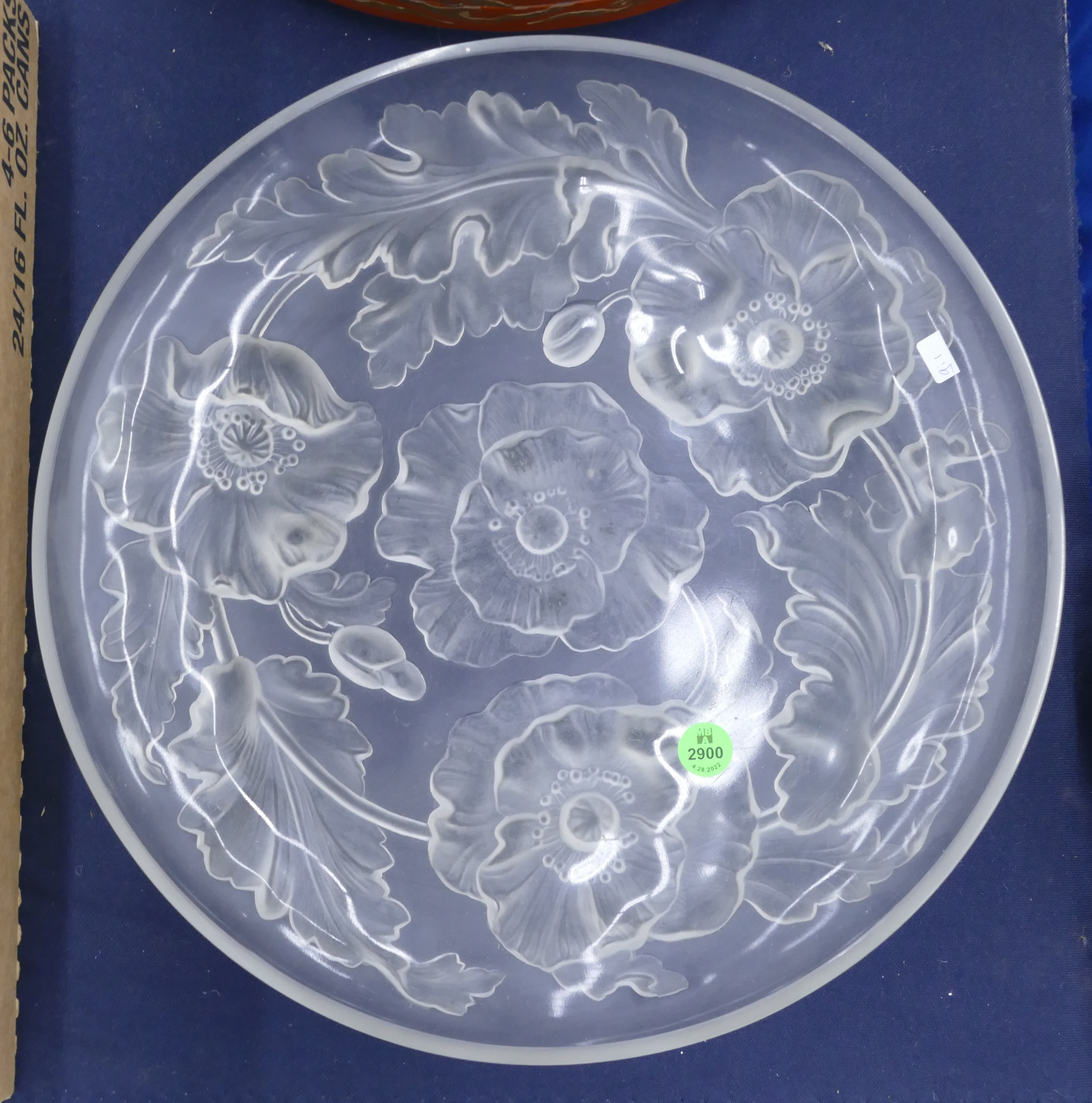 Verlys Frosted Glass Floral Low 368b7f