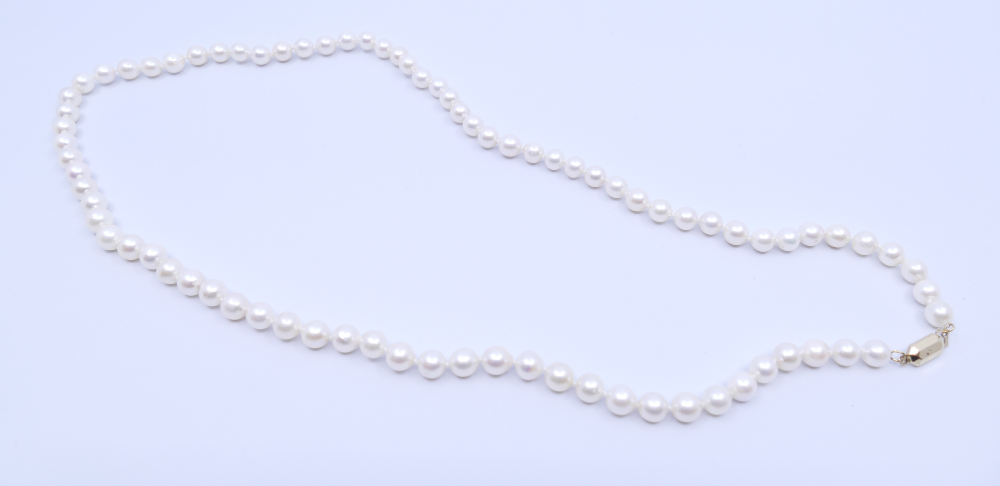 14K Strand Cultured Pearl Necklace  368d5a