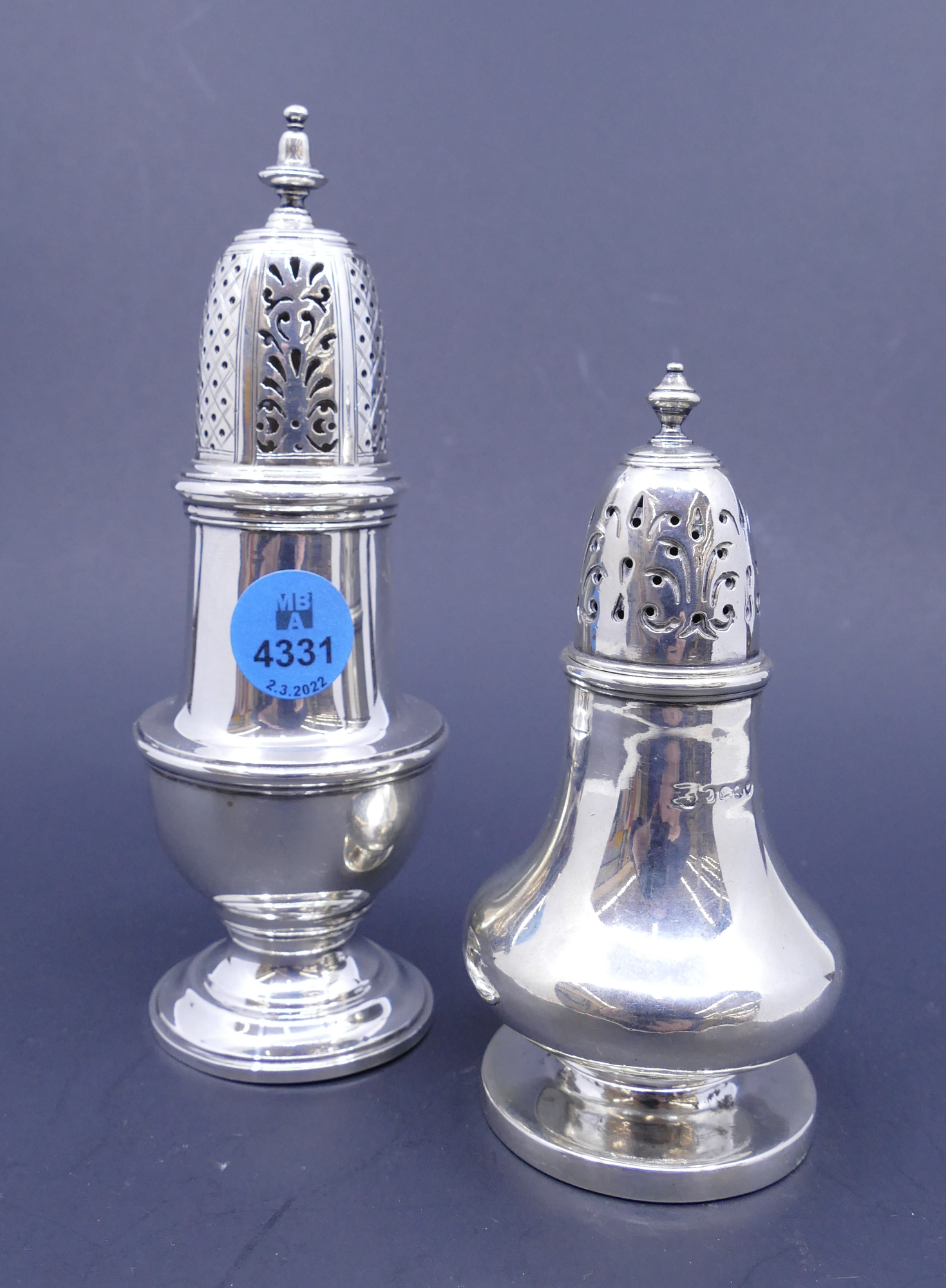 2pc Old English Sterling Shakers  368e9e