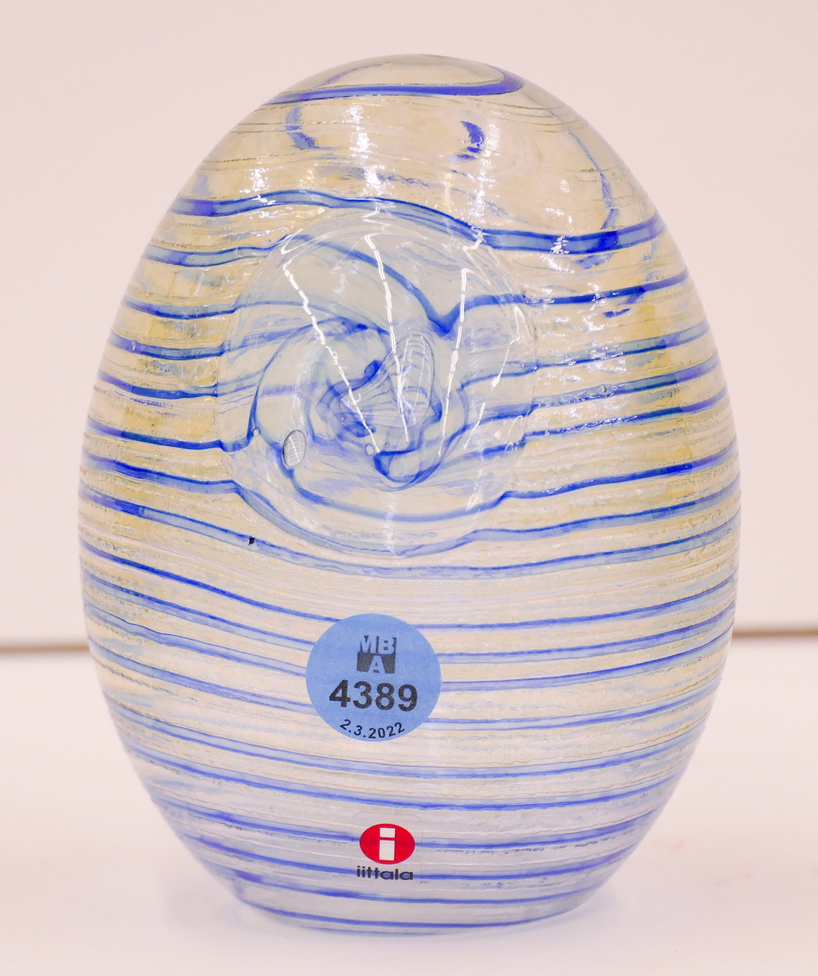 Oiva Toikka Iittala Art Glass Egg-