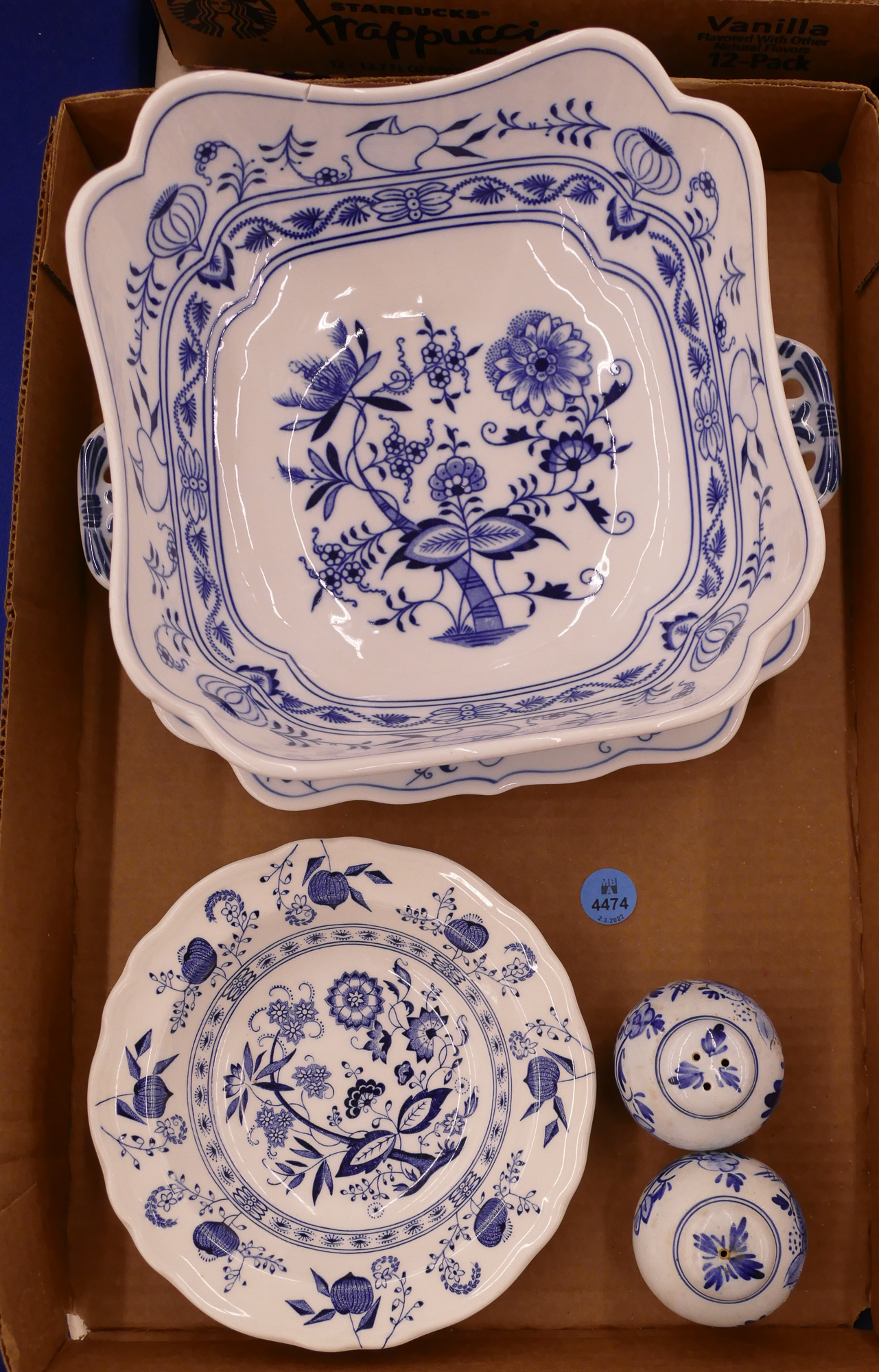 Box MISC Blue Onion Pattern Porcelain