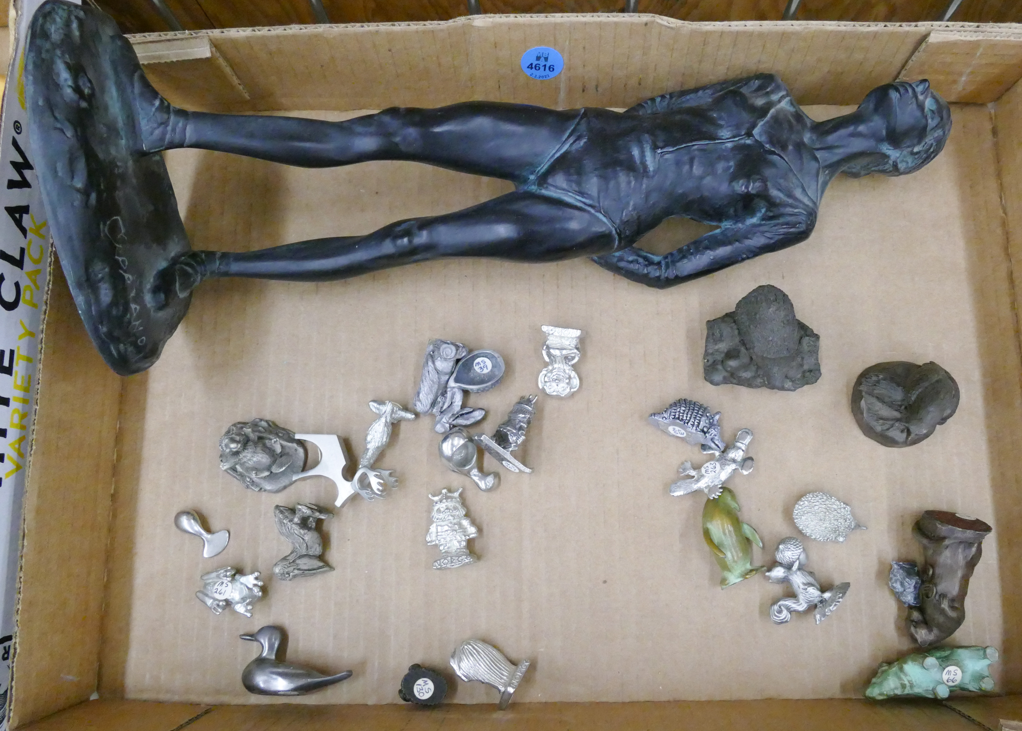 Box Small Pewter Figures Etc 368fb7