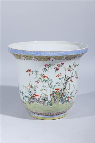 Large Chinese enameled porcelain 369139