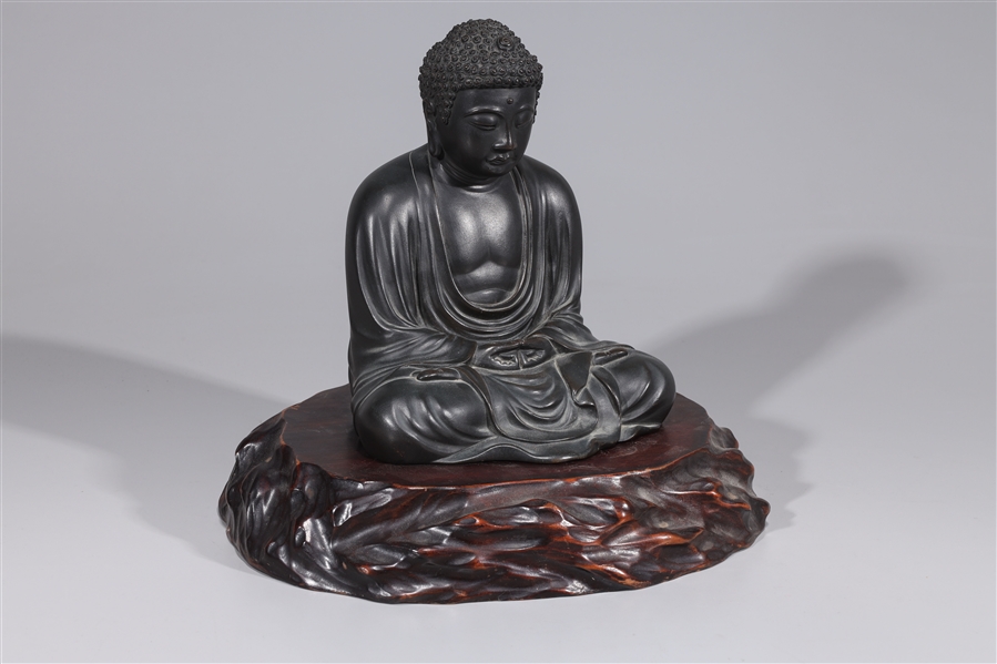 Japanese bronze figure of seated 369178