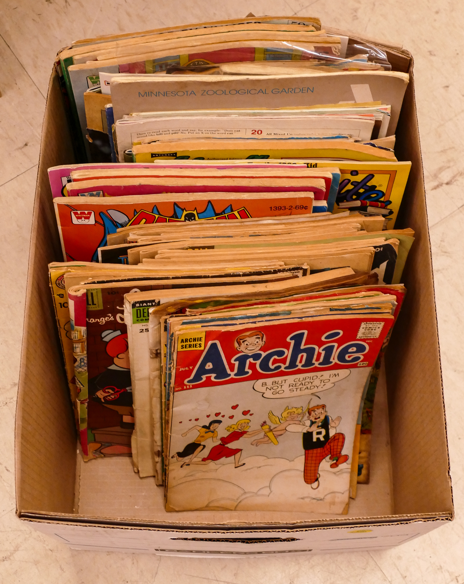 Box Vintage Comic Books Etc