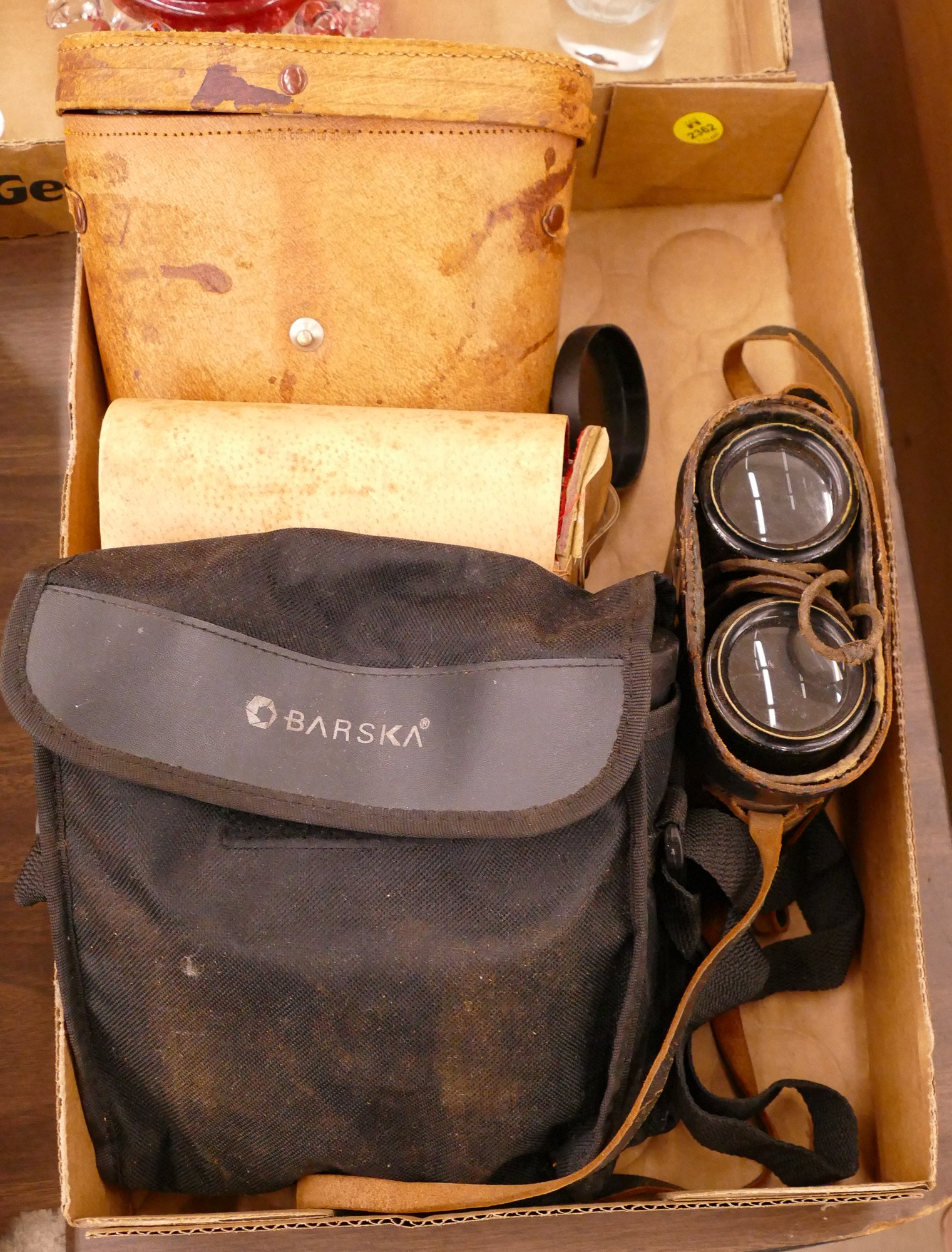 Box Vintage Binoculars