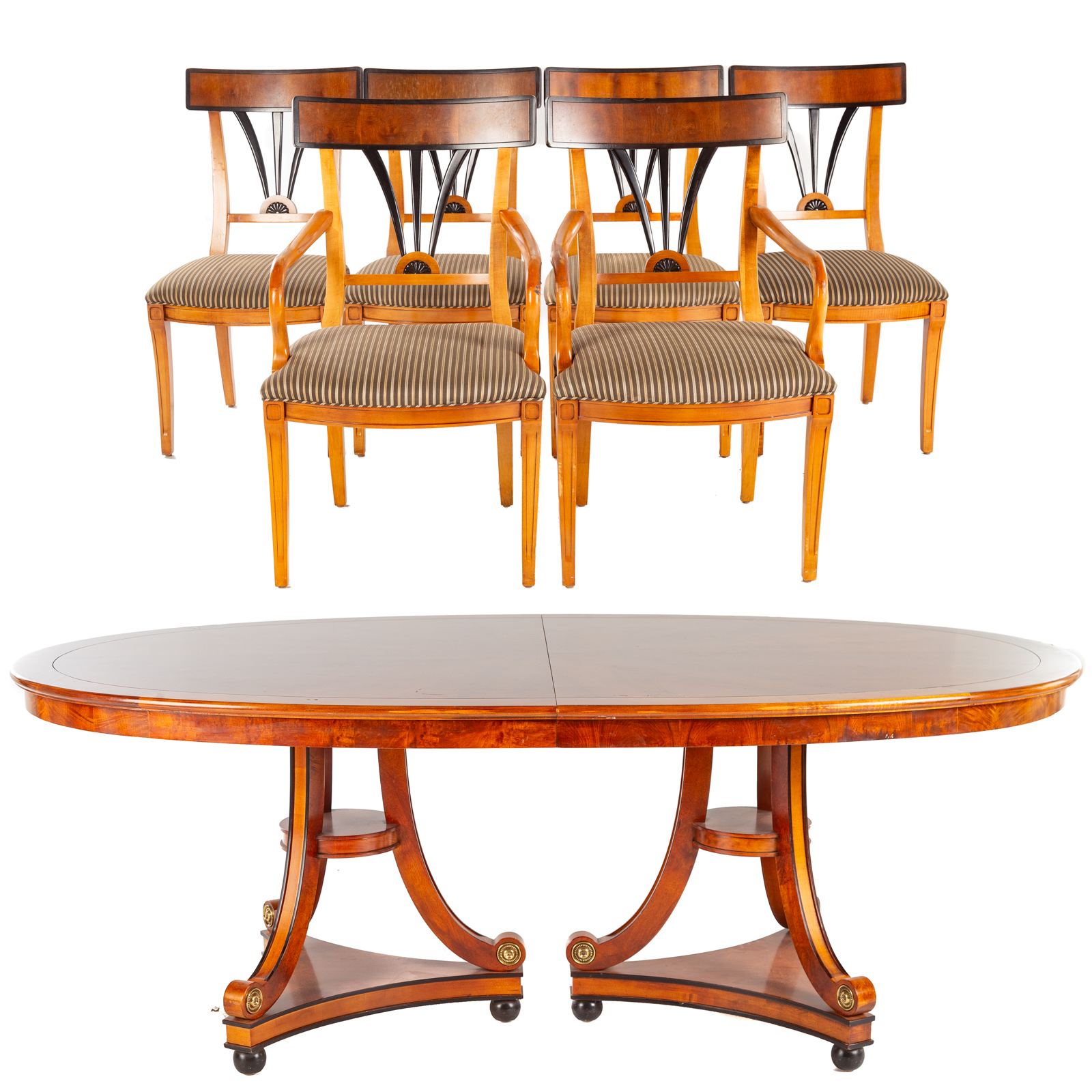 BIEDERMEIER STYLE DINING TABLE 369405