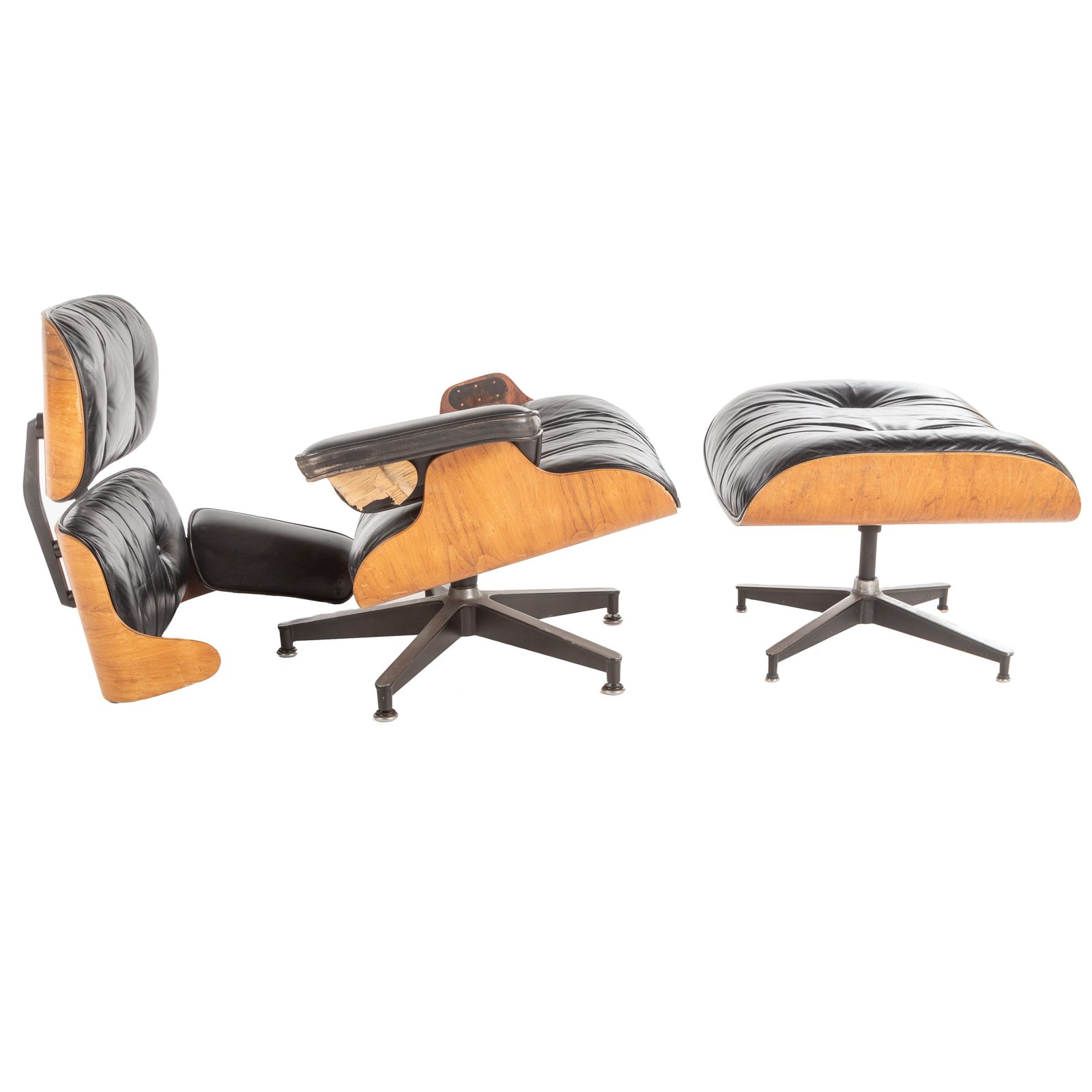 CHARLES RAY EAMES LOUNGE CHAIR 369445