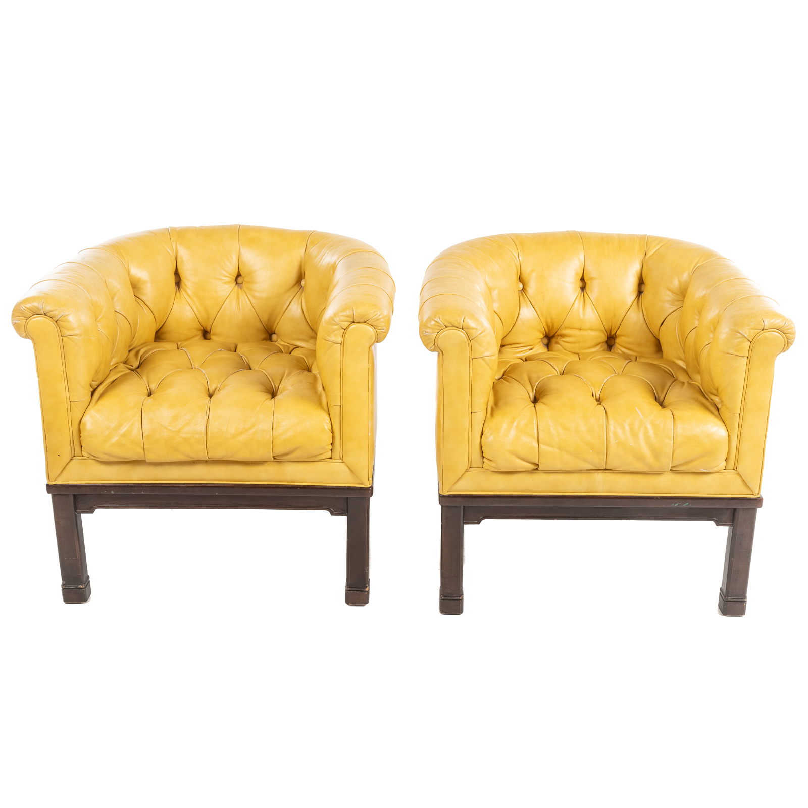 A PAIR OF DREXEL HERITAGE TUFTED LEATHER