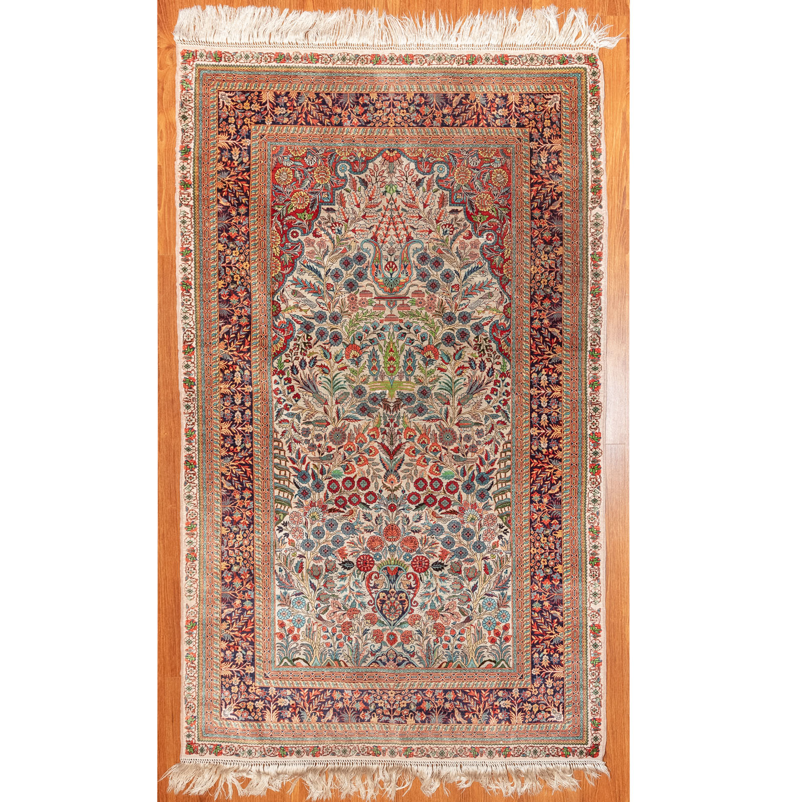 FINE SILK HEREKE RUG TURKEY 3 36949e