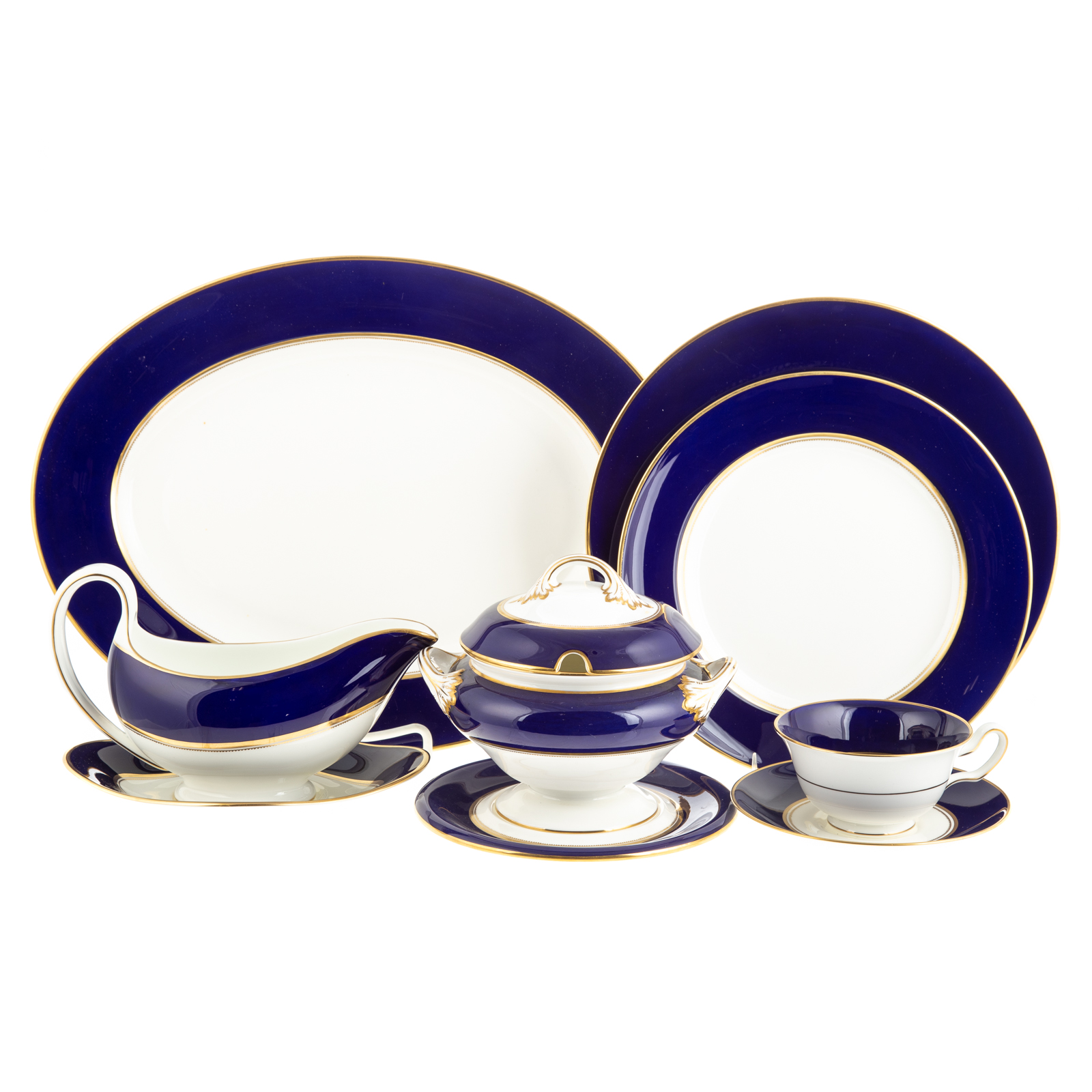 WEDGWOOD CHINA ROYAL COBALT DINNER SERVICE