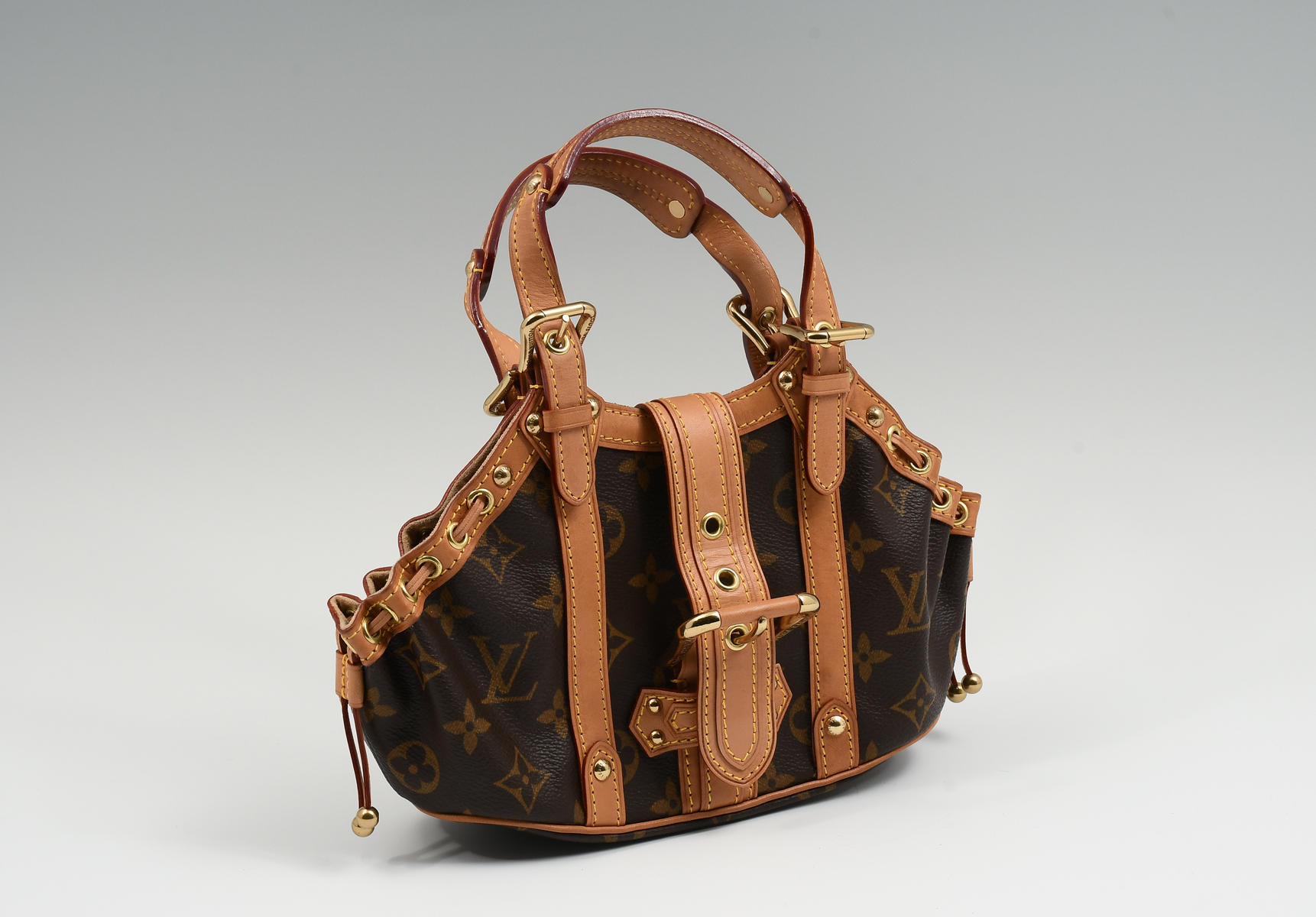 LIKE NEW LOUIS VUITTON MONOGRAM