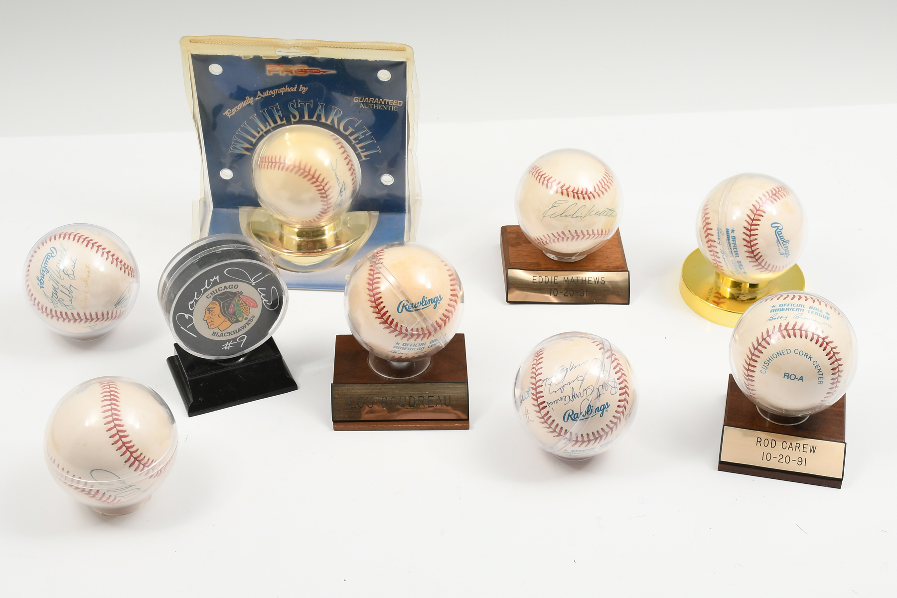 EXCEPTIONAL VINTAGE SPORTS MEMORABILIA