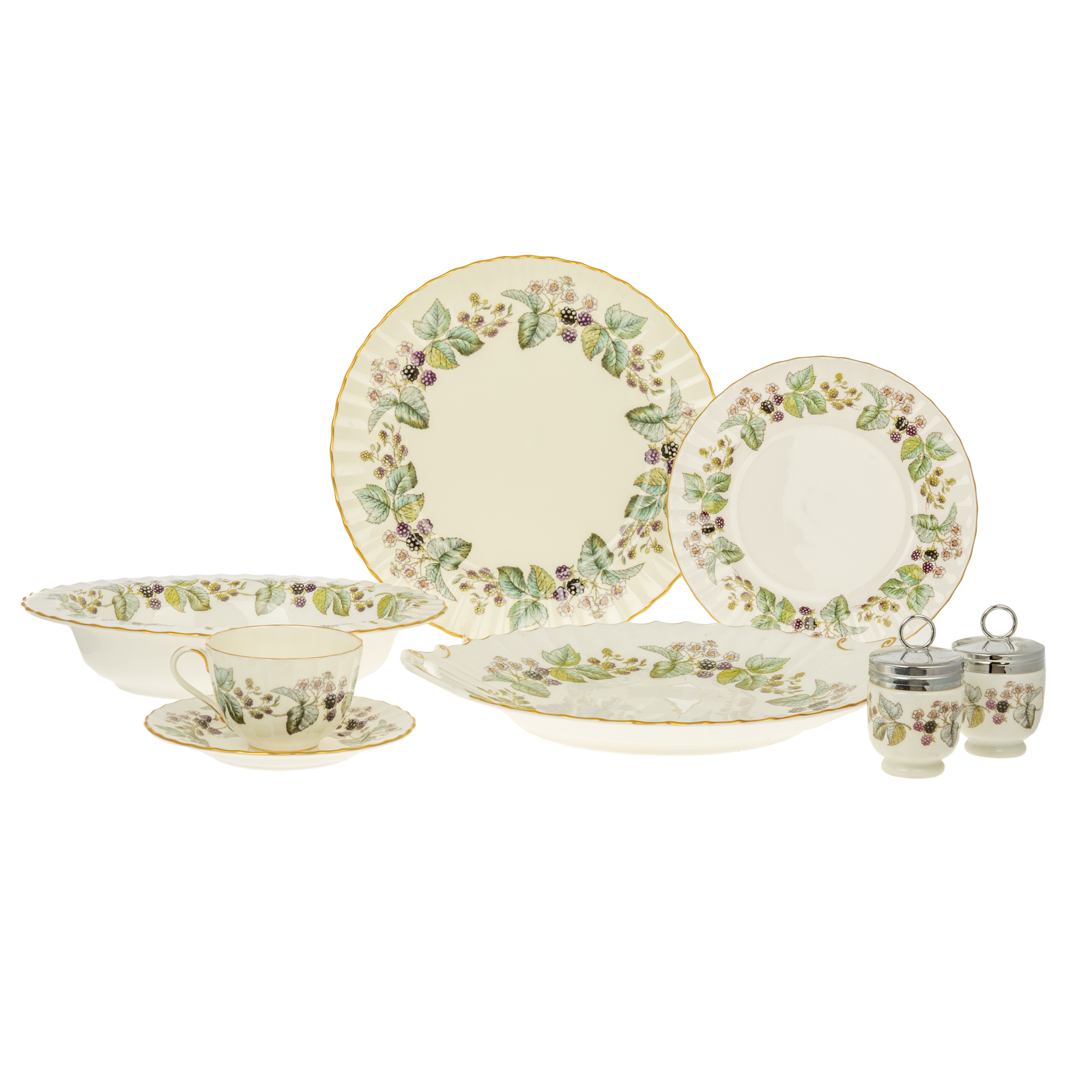 ROYAL WORCESTER CHINA LAVINIA PARTIAL 369903