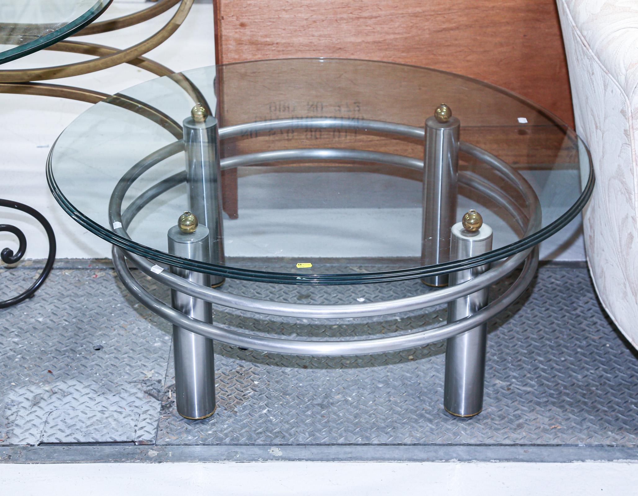 CONTEMPORARY GLASS TOP COFFEE TABLE