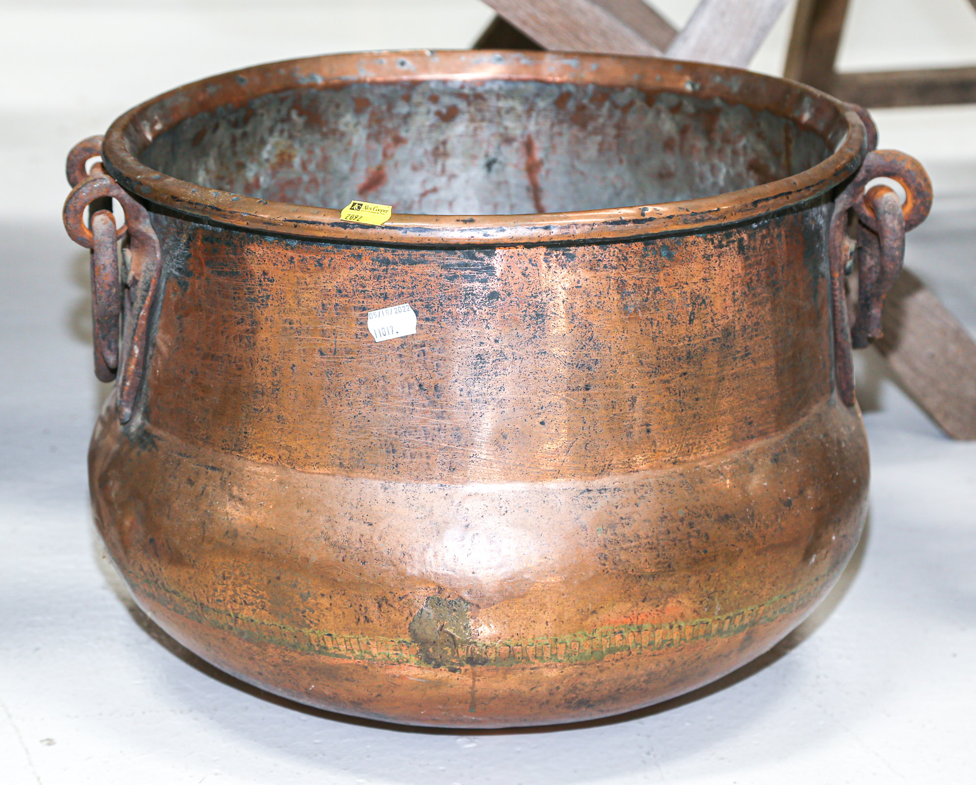 LARGE COPPER KINDLING BUCKET 20th 369bc7