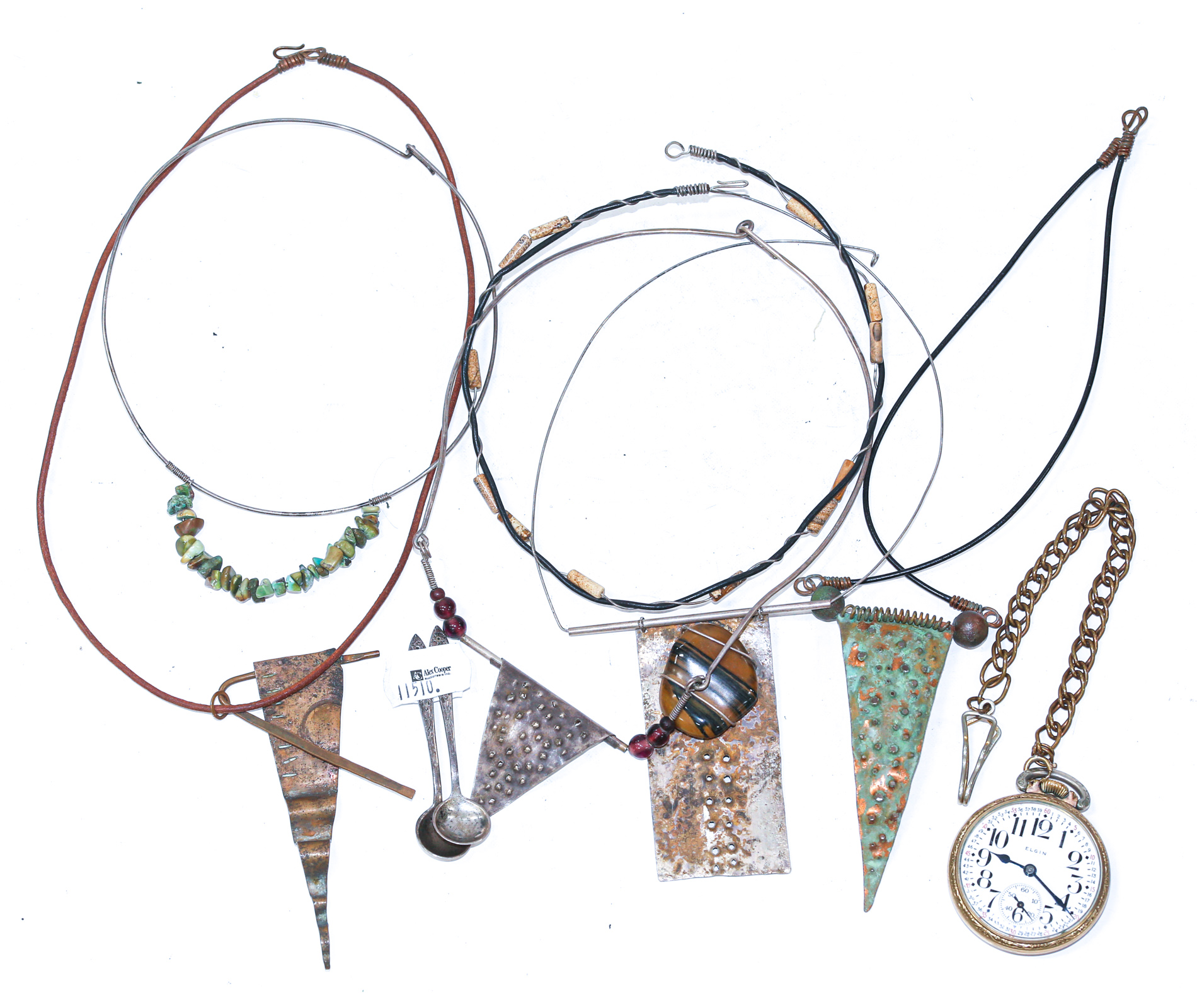 A COLLECTION OF NECKLACES MORE 369c99