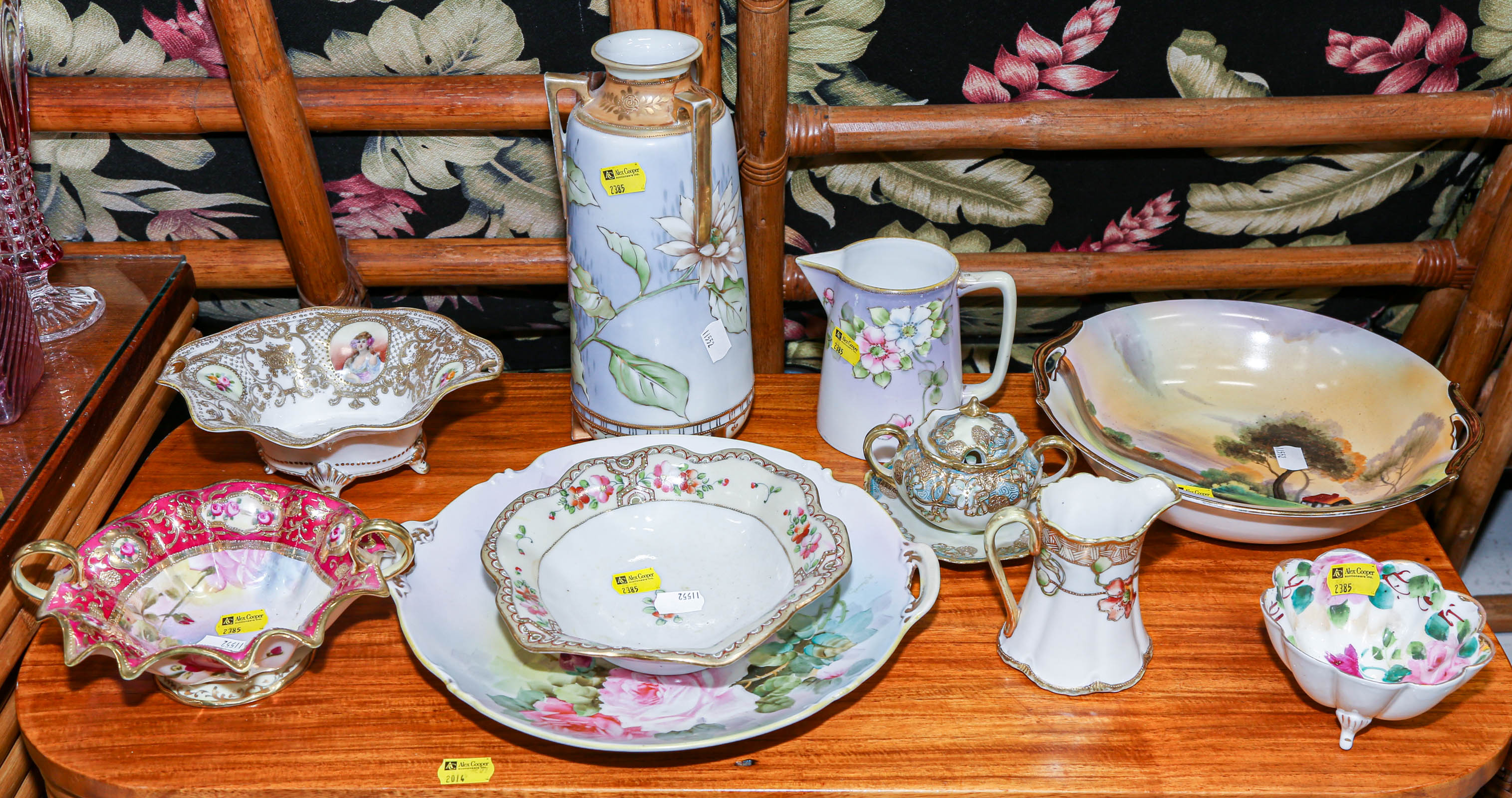 ASSORTMENT OF HAND PAINTED NIPPON CHINA