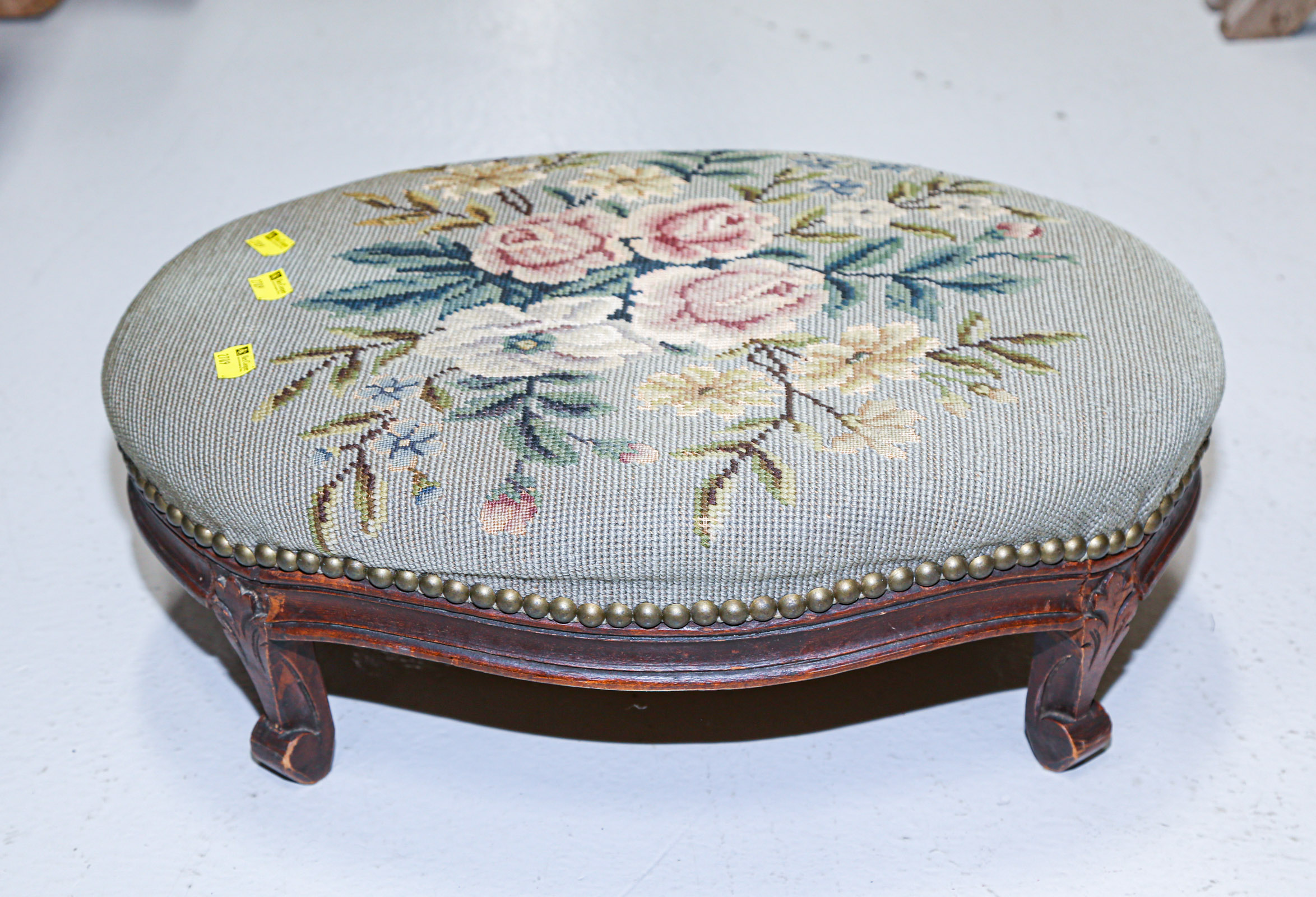 FRENCH STYLE FOOTSTOOL Early 20th 369dd6