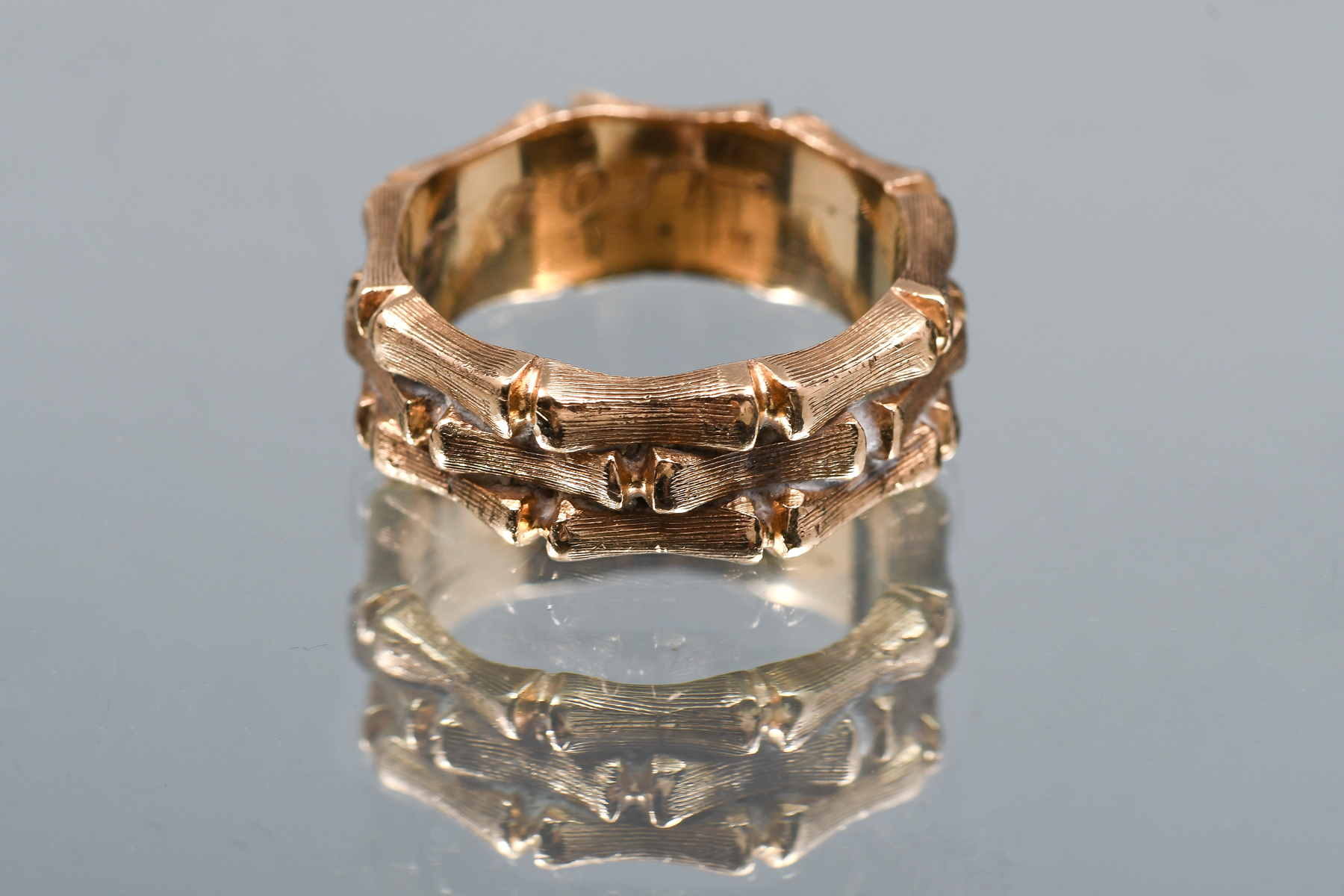 14K WEDDING BAND: 14K yellow gold