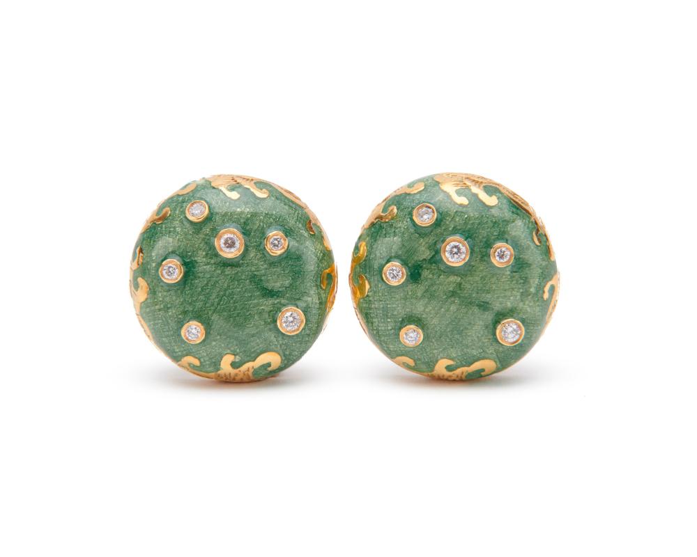 18K GOLD ENAMEL AND DIAMOND EARCLIPS18K 3679e7