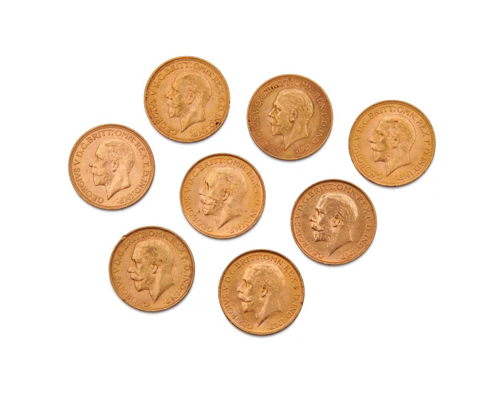 EIGHT ENGLISH GEORGE V GOLD COINSEight