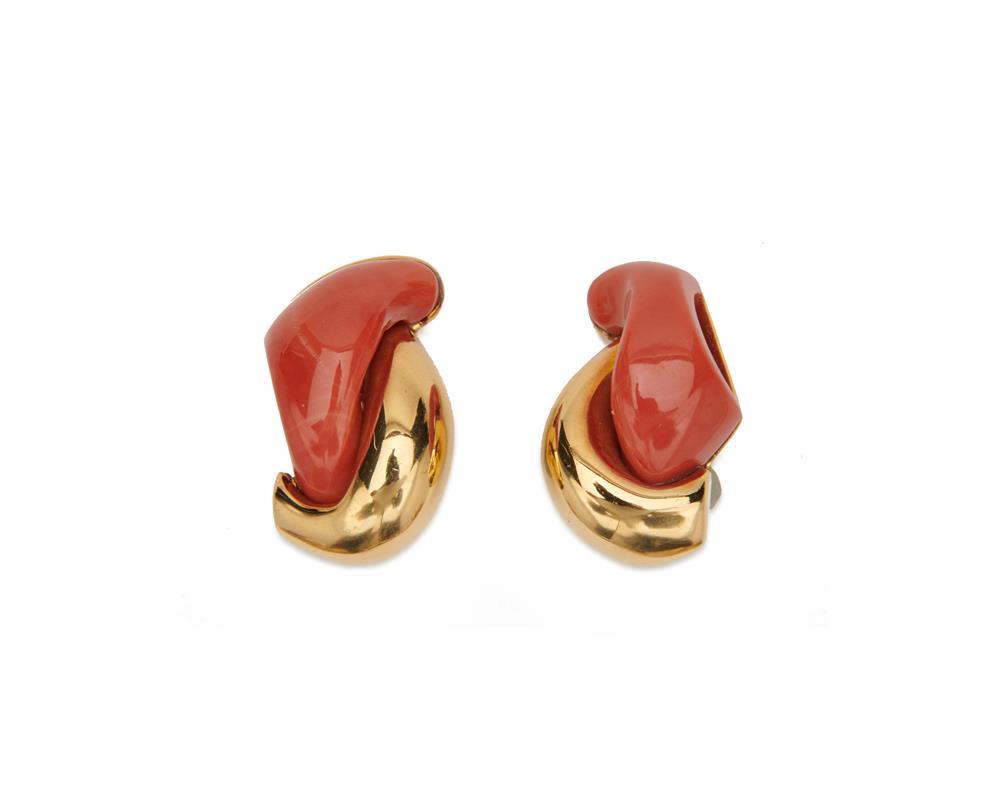 SEAMAN SCHEPPS 18K GOLD AND CORAL