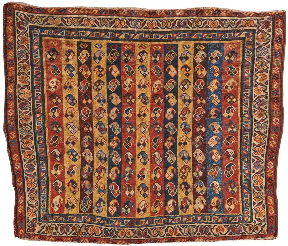 SOUTH PERSIAN RUG LATE 19TH CENTURY  367dc4
