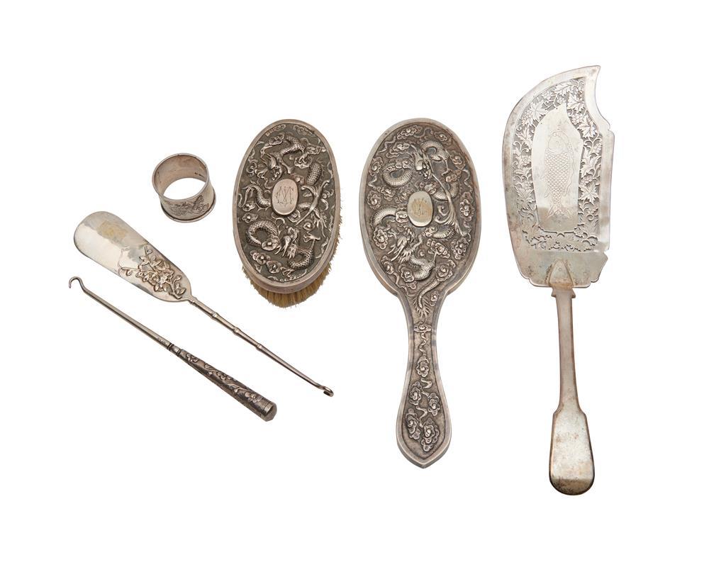 ASSEMBLAGE OF CHINESE EXPORT SILVERAssemblage 367f67