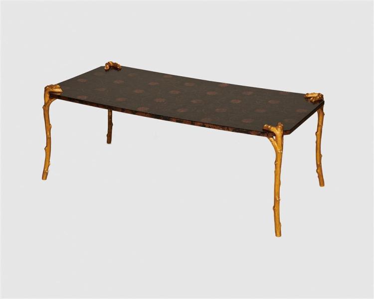 MODERN LACQUERED COFFEE TABLE, WITH