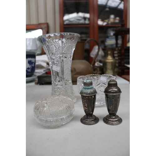 Crystal vase, bowl and lidded jar along