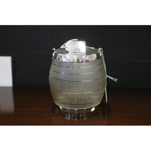 Silver plate mounted Biscuit barrel  368286